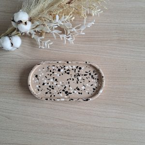 Vide poche ovale en terrazzo