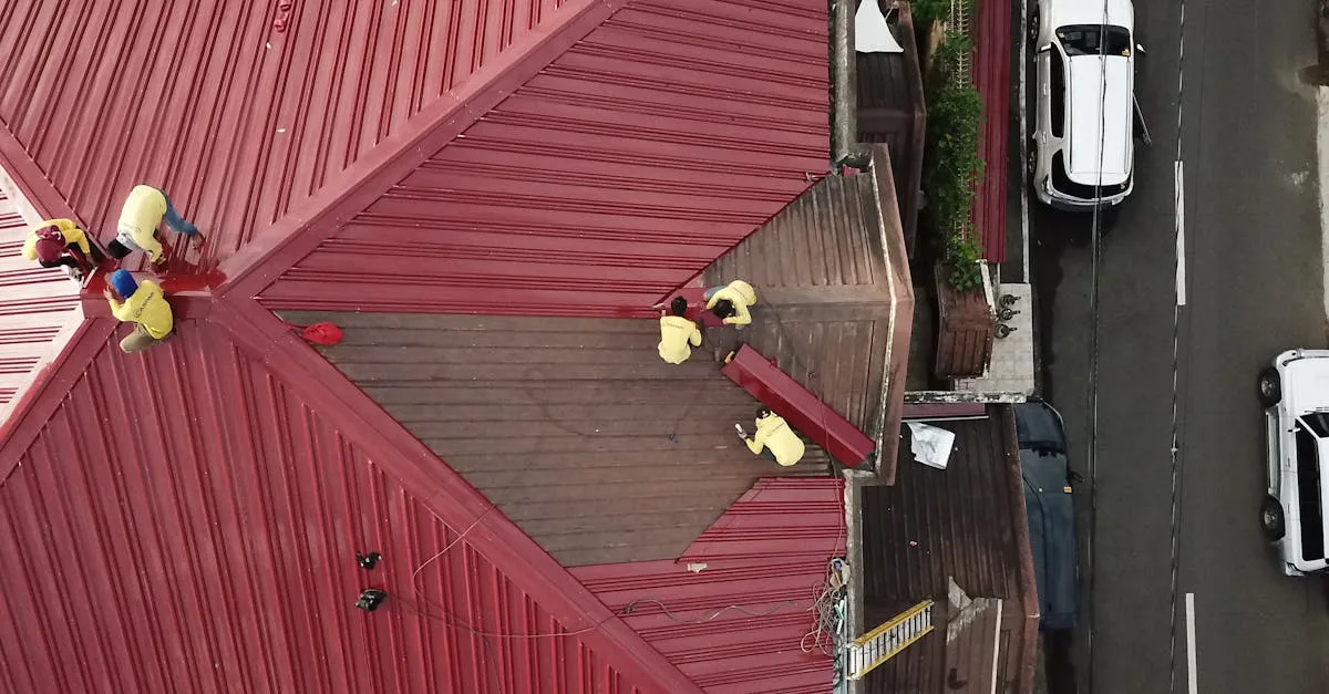 découvrez les responsabilités partagées pour l'entretien d'un toit, incluant les obligations des copropriétaires et les meilleures pratiques pour assurer la durabilité du toit commun.