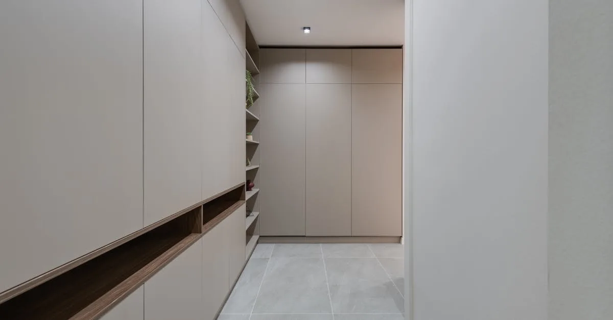 découvrez des solutions fonctionnelles pour l'entrée de votre maison, alliant praticité et style afin de créer un espace accueillant et organisé.