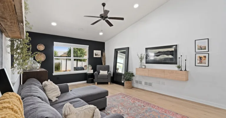découvrez un décor moderne et chaleureux alliant confort et style contemporain pour un intérieur cosy et accueillant.