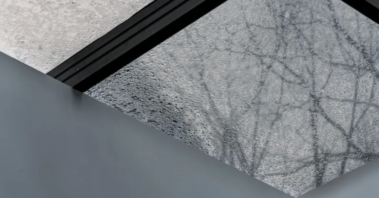 découvrez les causes et solutions pour lutter contre la sensation de froid à l'intérieur de votre maison et créez un intérieur chaleureux et confortable.