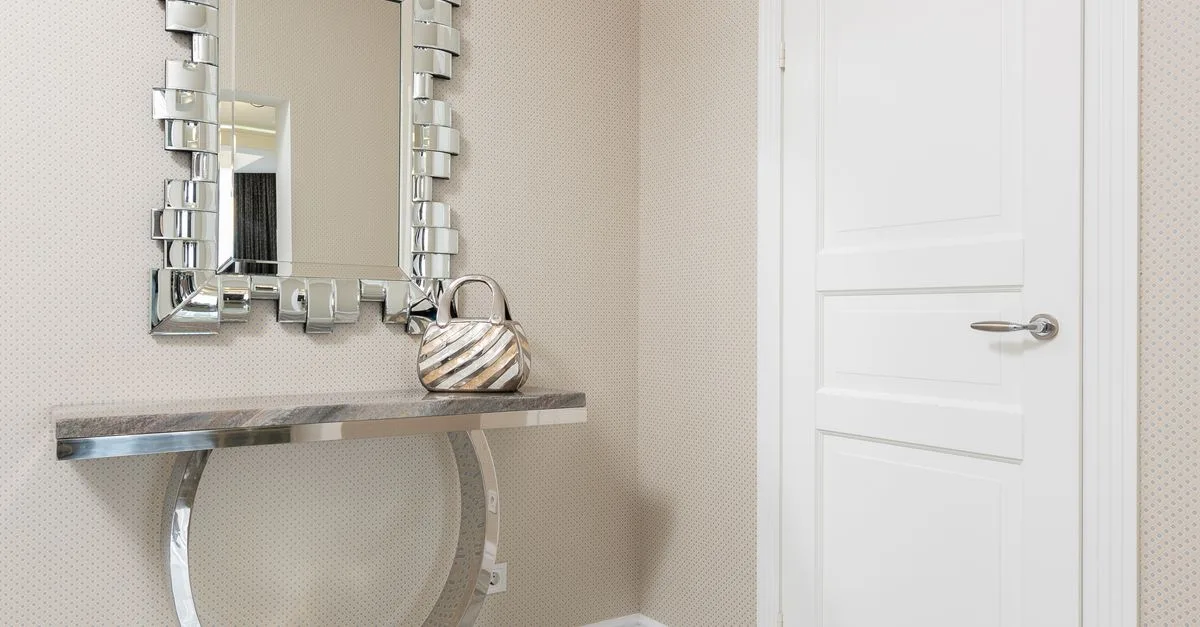 idées de décoration pour les entrées étroites afin d'optimiser l'espace tout en créant une ambiance accueillante et esthétique.