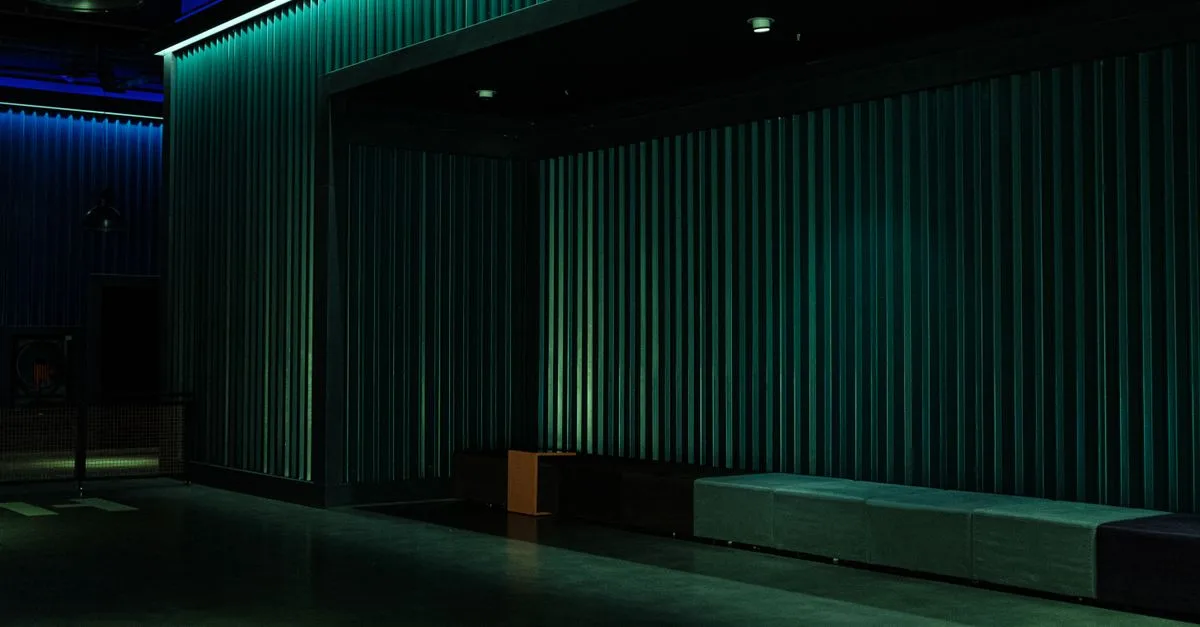 découvrez comment calculer l’espacement idéal entre vos spots led pour obtenir un éclairage uniforme et adapté à chaque pièce.